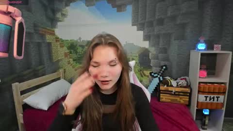 Snapshot of lisaporters chatting on February 22, 11:57 pm Lisa online show from February 22, 11:57 pm