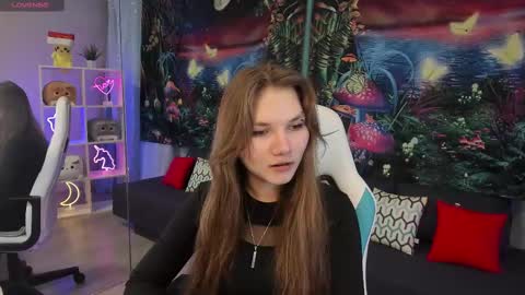 Snapshot of lisaporters chatting on March 9, 12:42 am Lisa online show from March 9, 12:42 am