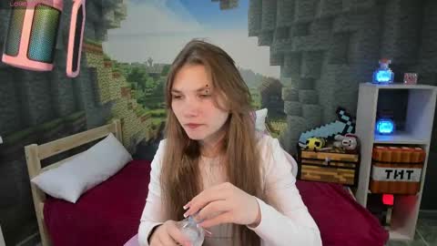 Snapshot of lisaporters chatting on March 10, 12:18 am Lisa online show from March 10, 12:18 am