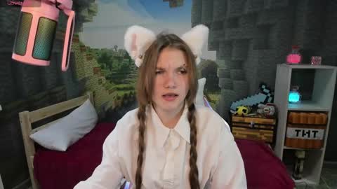 Snapshot of lisaporters chatting on March 10, 9:18 pm Lisa online show from March 10, 9:18 pm