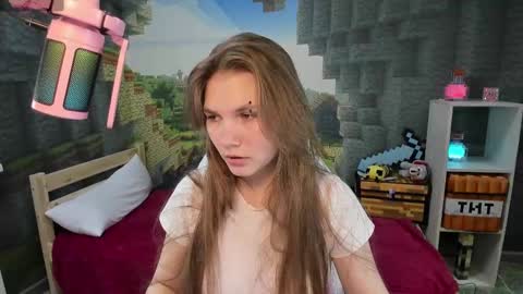 Snapshot of lisaporters chatting on March 11, 12:33 am Lisa online show from March 11, 12:33 am