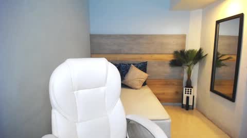 Liseth Fox online show from December 9, 8:23 pm