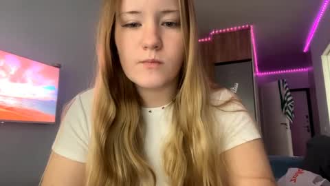 Aurora online show from May 27, 10:12 am