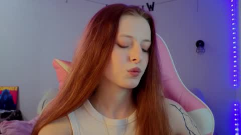 Snapshot of lisiasweet chatting on February 11, 2:55 pm Lika online show from February 11, 2:55 pm