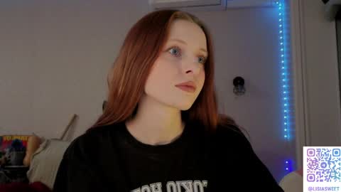 Snapshot of lisiasweet chatting on March 30, 2:40 pm Lika online show from March 30, 2:40 pm