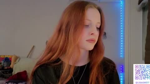 Snapshot of lisiasweet chatting on April 6, 2:07 pm Lika online show from April 6, 2:07 pm