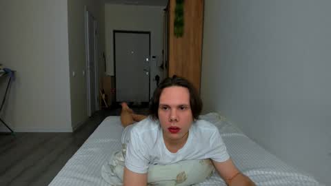 Snapshot of lissa_alfie chatting on December 3, 8:06 pm Alfie online show from December 3, 8:06 pm