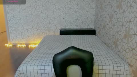 Snapshot of lissa_cristal_ chatting on March 26, 11:38 am lissa_cristal_ online show from March 26, 11:38 am