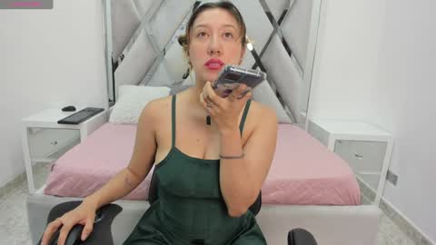 Lissa Kim online show from December 20, 12:38 pm
