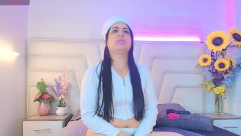 Lissa whitte online show from December 22, 1:19 pm