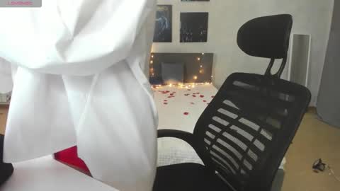 lissameoww online show from February 15, 1:35 am