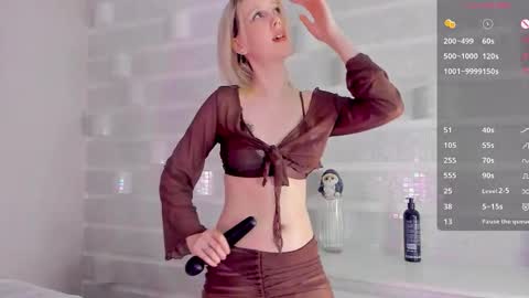 Alice online show from December 19, 3:35 am