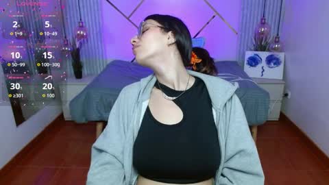 Lita online show from April 10, 12:43 pm