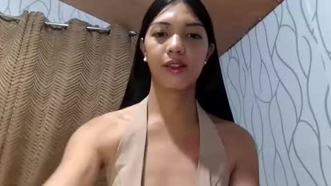 litl_tits online show from February 7, 12:31 pm