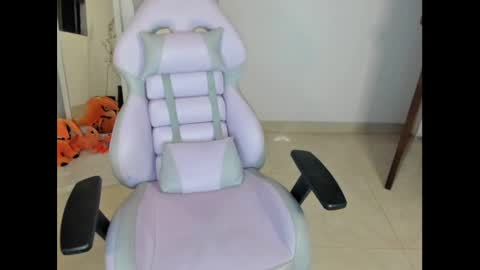 Danni online show from December 23, 1:40 am