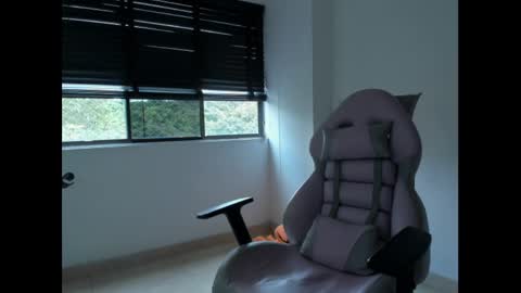 Danni online show from February 26, 9:48 pm