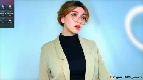 Lana online show from April 14, 1:39 pm