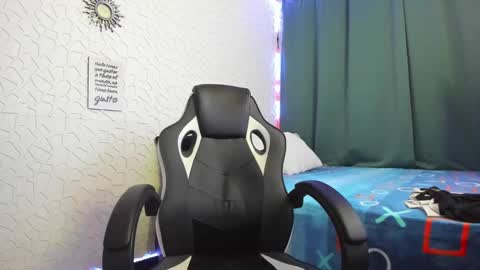 Snapshot of litoxxx_cass chatting on January 16, 10:10 am litoxxx_cass online show from January 16, 10:10 am