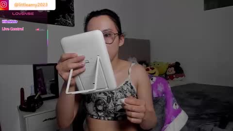 Snapshot of little__ammy chatting on February 22, 9:02 pm little__ammy online show from February 22, 9:02 pm