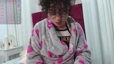 Snapshot of little__amy_ chatting on October 4, 8:18 pm AMY online show from October 4, 8:18 pm
