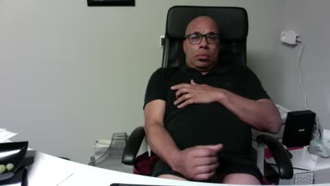 Snapshot of little_buddha chatting on April 21, 8:12 pm Pure Black Power online show from April 21, 8:12 pm