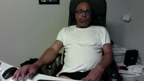 Snapshot of little_buddha chatting on May 3, 7:42 pm Pure Black Power online show from May 3, 7:42 pm