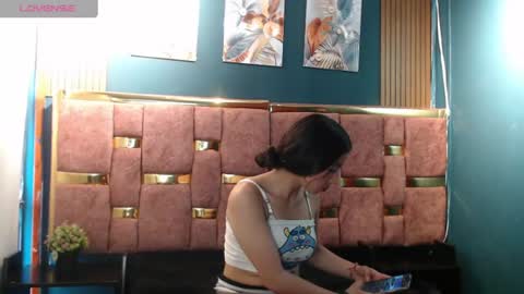 Snapshot of little_cute31 chatting on July 9, 6:23 pm little_cute31 online show from July 9, 6:23 pm