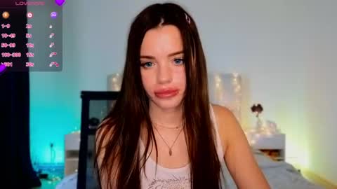 Snapshot of little_cuti1e chatting on July 11, 9:56 am Kathrine online show from July 11, 9:56 am
