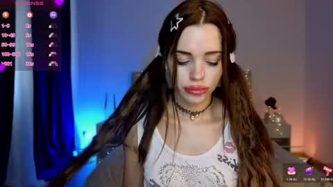 Snapshot of little_cuti1e chatting on July 30, 11:53 am Kathrine online show from July 30, 11:53 am