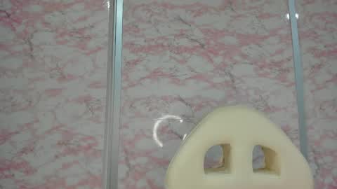 Snapshot of little_doll_4u chatting on May 13, 10:01 am ANNI online show from May 13, 10:01 am