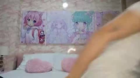 Snapshot of little_doll_4u chatting on May 26, 10:22 am ANNI online show from May 26, 10:22 am