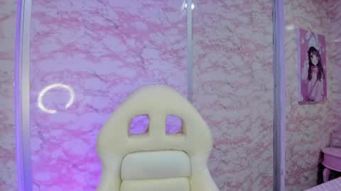 Snapshot of little_doll_4u chatting on June 24, 10:14 am ANNI online show from June 24, 10:14 am