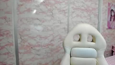 Snapshot of little_doll_4u chatting on July 7, 10:19 am ANNI online show from July 7, 10:19 am