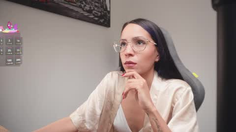 Help me reach 100 likes online show from March 31, 7:14 pm