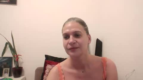 little_heart_andreea online show from March 1, 11:29 pm