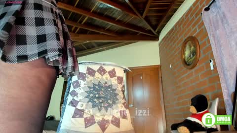 Snapshot of little_izzi chatting on February 27, 6:08 pm Izzi online show from February 27, 6:08 pm