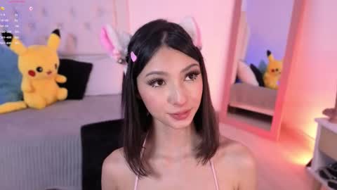 Snapshot of little_kawaiigirl chatting on February 5, 2:49 am LILA online show from February 5, 2:49 am