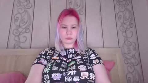 Snapshot of little_kitsune chatting on October 27, 9:13 am Rachel online show from October 27, 9:13 am