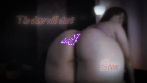 Snapshot of little_maeve chatting on October 29, 11:06 pm Maeve  online show from October 29, 11:06 pm