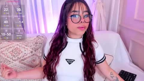 Snapshot of little_natty_ chatting on May 11, 6:49 pm Natty online show from May 11, 6:49 pm