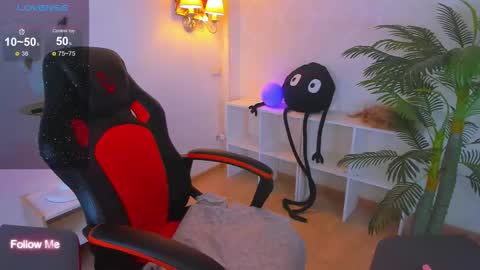 little_rockk online show from October 22, 5:30 am