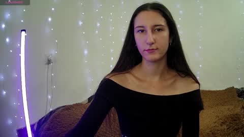 Snapshot of littleahwitch chatting on October 7, 9:28 am LittleAhWitch online show from October 7, 9:28 am