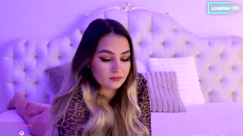 Snapshot of littleblondbunny chatting on March 4, 4:40 am littleblondbunny online show from March 4, 4:40 am