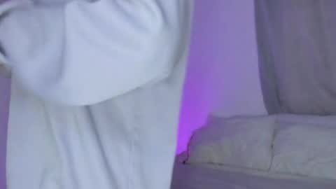 littlecheerry69 online show from September 22, 6:32 pm