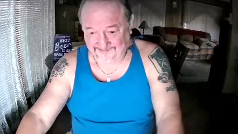 Snapshot of littled83057 chatting on February 2, 1:12 am Littled83057 online show from February 2, 1:12 am