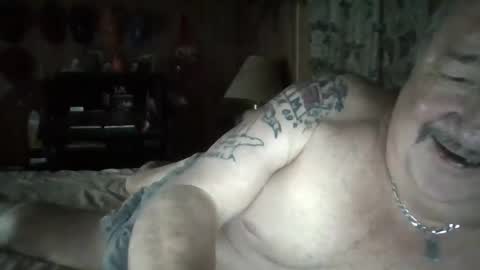 Snapshot of littled83057 chatting on October 8, 3:09 pm Littled83057 online show from October 8, 3:09 pm