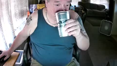 Snapshot of littled83057 chatting on June 22, 7:00 pm Littled83057 online show from June 22, 7:00 pm