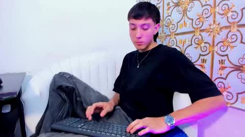 DANNY online show from February 17, 9:21 pm