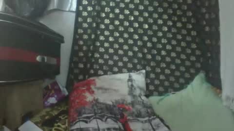 Snapshot of littlehotpanda chatting on September 24, 7:23 am edra online show from September 24, 7:23 am