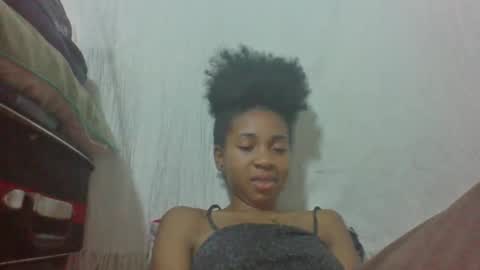 Snapshot of littlehotpanda chatting on October 1, 1:06 pm edra online show from October 1, 1:06 pm